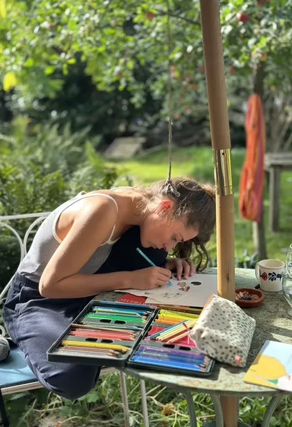 Born in France in 1998, Maud moved to the Netherlands to pursue her studies at the Gerrit Rietveld Academie in...