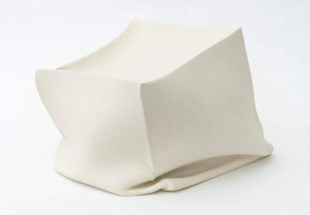 As if melting or creasing, Alyson Shotz&rsquo;s (New York) large-scale sculptures manipulate their own physicality to explore the phenomenological experience...