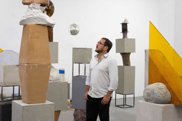 Jose D&aacute;vila (B. 1974, Guadalajara, Mexico) creates sculptural installations, photographic works and paintings that simultaneously emulate, critique, and pay homage...