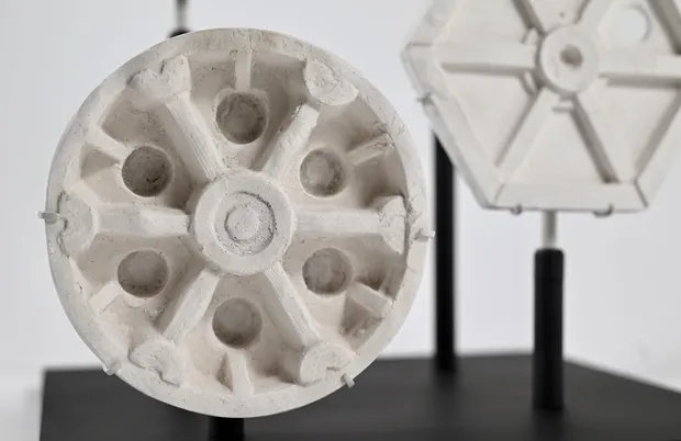 NEW IN THE ARCHIVE Eduardo Paolozzi This mantelpiece features four of Paolozzi's famous plaster pieces with the unique cogs arranged...