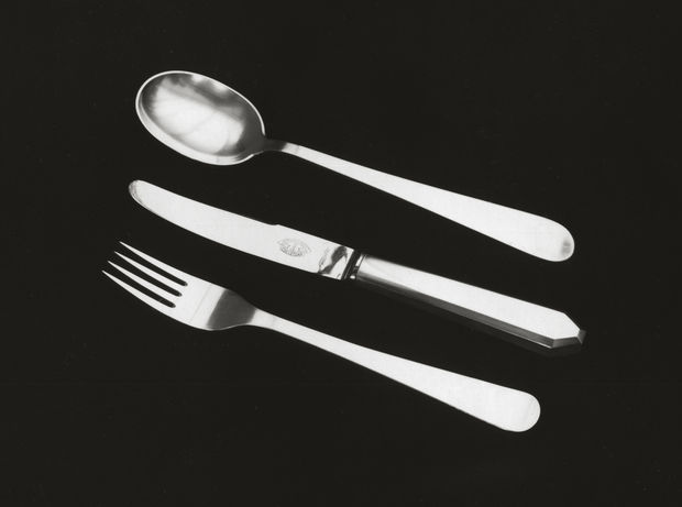 1933 Wiwen Nilsson&rsquo;s work is exhibited at The Swedish Exposition at the Chicago World&rsquo;s Fair &ndash; A Century of Progress...