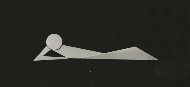 Vilande Kvinna (Resting Woman)