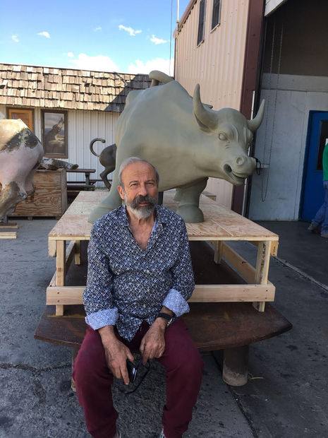 Arturo Di Modica (1941-21), Unique Copper Charging Bull & Bear