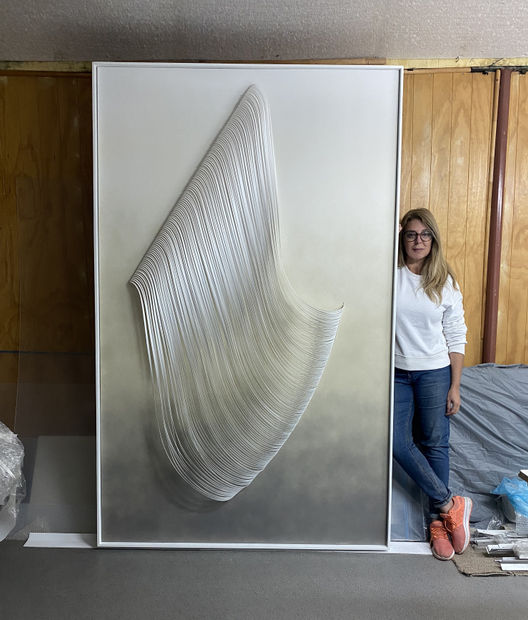 Con m&aacute;s de una d&eacute;cada de dedicaci&oacute;n a la creaci&oacute;n art&iacute;stica, Heilenk&ouml;tter ha participado en exposiciones tanto individuales como colectivas...