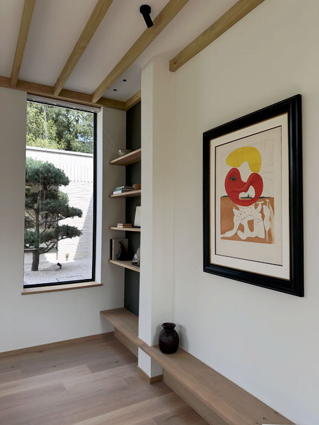 Art Sourcing for Design Projects