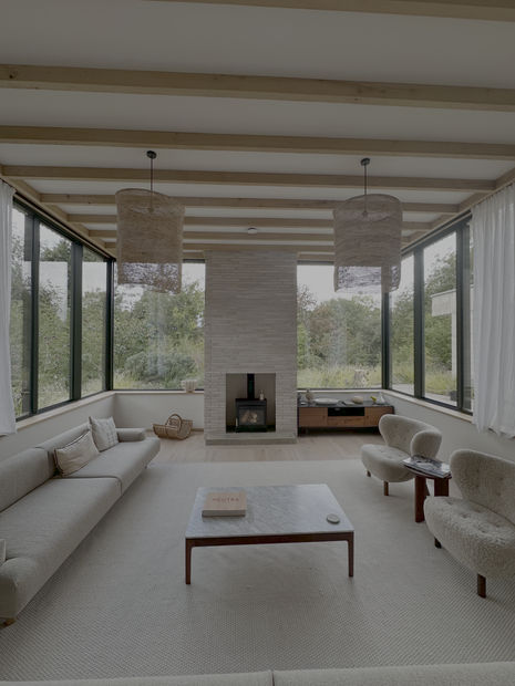 Art Sourcing for Design Projects