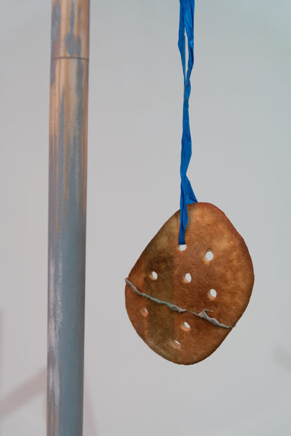 Franklin produces paintings and sculptures that depict or evoke the actions performed on the most quotidian stage, that of the...