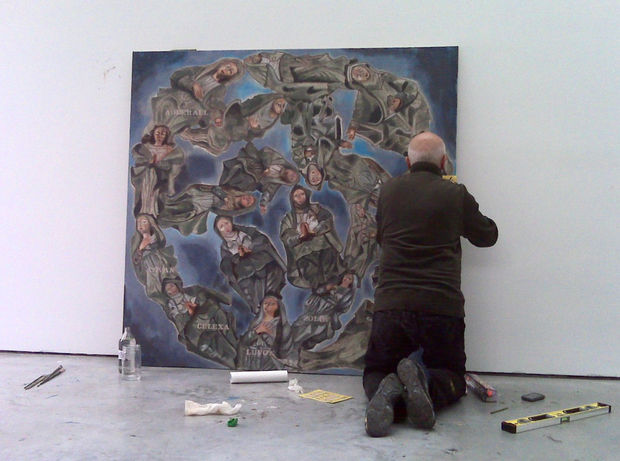 Francesco Clemente studierte 1970 Architektur an der Università degli Studi di Roma, La Sapienza, bevor er sich stattdessen der Kunst...