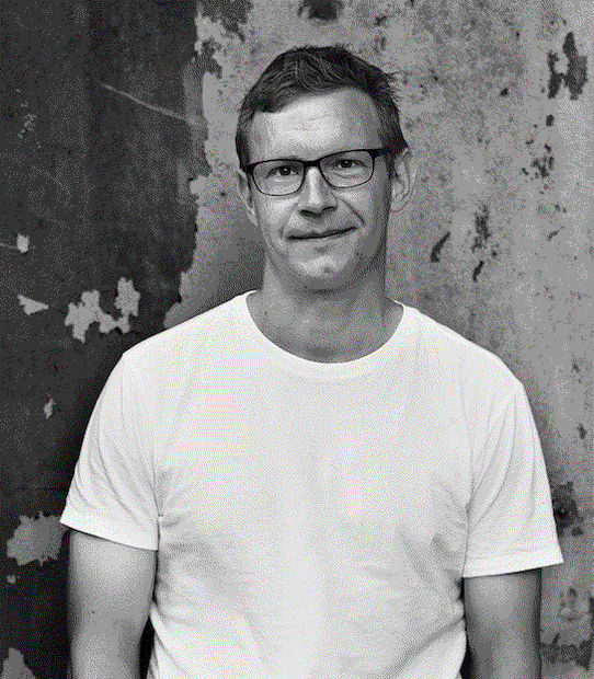 Creating designs with an equal focus on sculptural and functional qualities, Rasmus Fenhann&rsquo;s works are made in carefully selected natural...