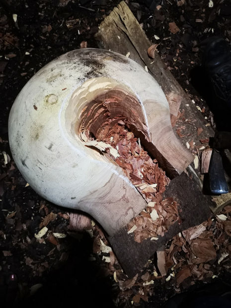 In counterpoint to the stools and the small tables, the mirrors designed by Estelle Yomeda lean toward rhizomatic profusion. Beaded...