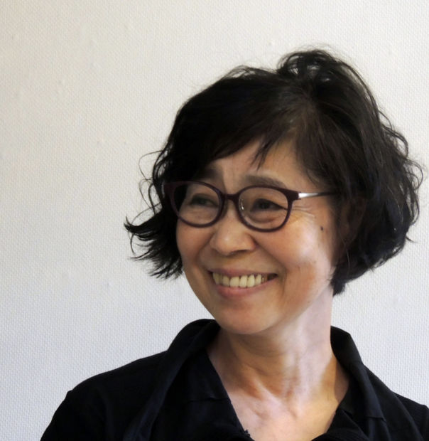 Born Kyoto, Japan FUJINO SACHIKO began her studies in the fashion design department at the Fujikawa Design School in Kyoto...