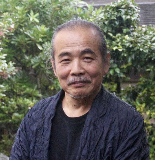 Born Hagi City, Yamaguchi Prefecture, Japan Born to the most celebrated ceramics family in Hagi, MIWA KAZUHIKO is the third...