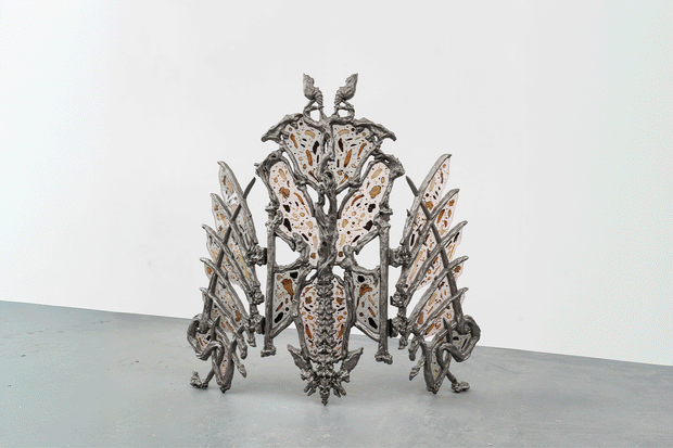 The Space Between Skins, Wen Liu & Yesiyu Zhao