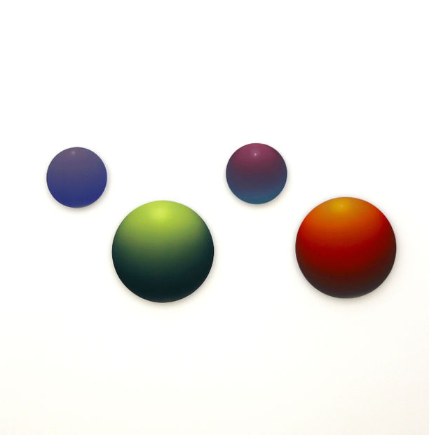 Li Shurui: studies on light, color and space