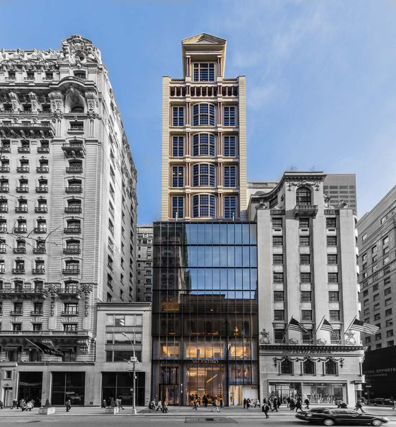 Founded in 1977 in Chicago, Edwynn Houk Gallery has been a leader in presenting artists who redefine the photographic medium,...