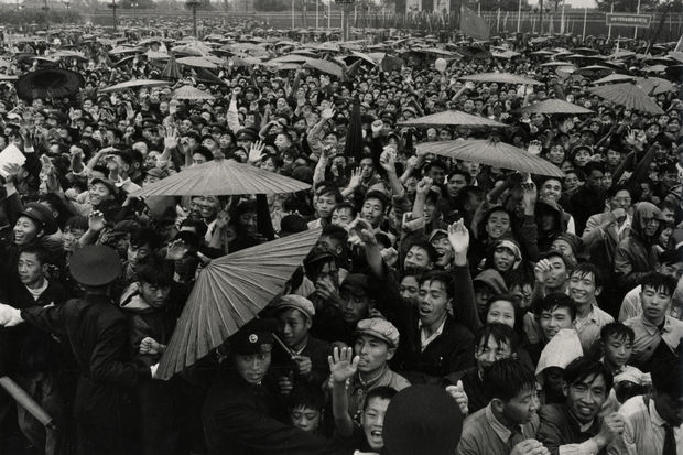 Japanese photographer Hiroshi Hamaya travelled to China several times during the Second World War, following Japan&rsquo;s invasion of China. He...