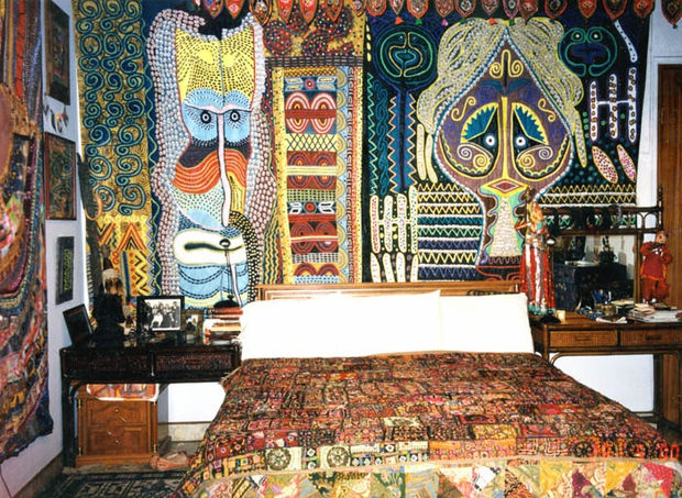 Jakarta, Pakubuwono (1998 to 2000) Pacita moved to her studio/home on Jalan Pakabuwono in Jakarta, Indonesia in 1998, just after...