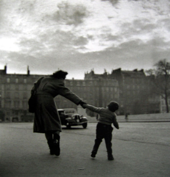 Louis Stettner, "Crossing the Seine" Mother and Child, Paris, 1950
