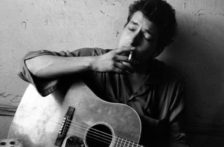 The Power of Photography DCCXXI, Bob Dylan, New York [holding cigarette & guitar], 1962