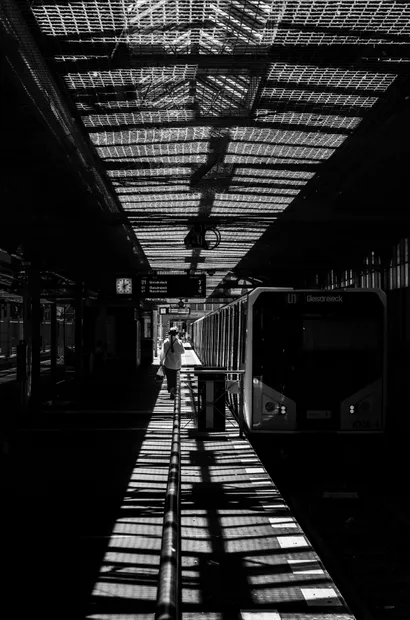 TESTIMONIAL, Grit Brune