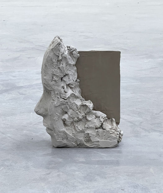 MARK MANDERS
