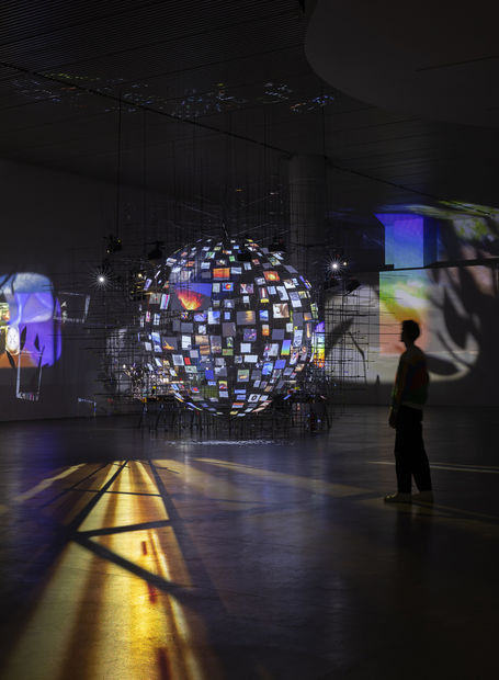 Sze's installation work.