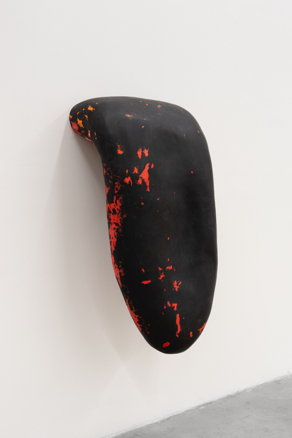 Loup Sarion, Nude (black seed/dragon fruit), 2019