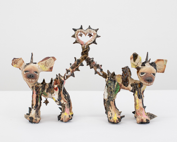 Karla Ekatherine Canseco, corazón enredado, colas atadas, 2022