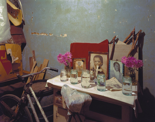 Robert Polidori, Home of Caridad Luisa Bamberys, Infanta 516 (between San Martín and Valle), Centro Habana