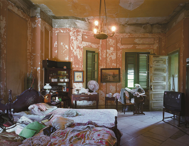 Robert Polidori, Señora Faxas Bedroom, No. 1, Miramar, Havana, 1997