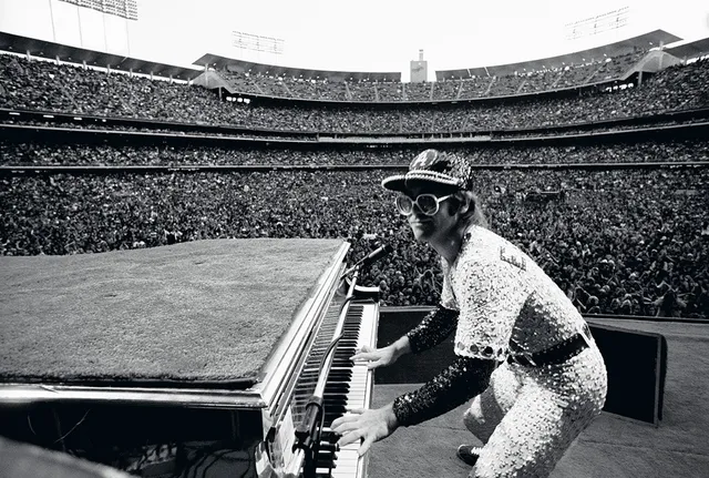 Terry O'Neill, Elton John, 1975