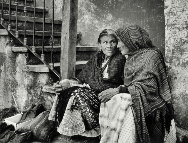 Reva Brooks, Platicas (The Chat), circa 1955