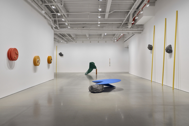 installation view&amp;nbsp;gabriel kuri: your cost-benefit calculations, kurimanzutto new york 2026. photo: zach hyman&amp;nbsp;


&amp;nbsp;
