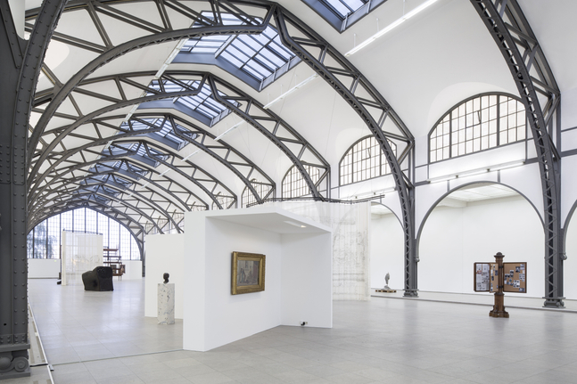 installation view mariana castillo deball: parergon, hamburger bahnhof, berlin, 2014. courtesy of staatliche museen zu berlin, nationalgalerie. photo: thomas bruns


&amp;nbsp;
