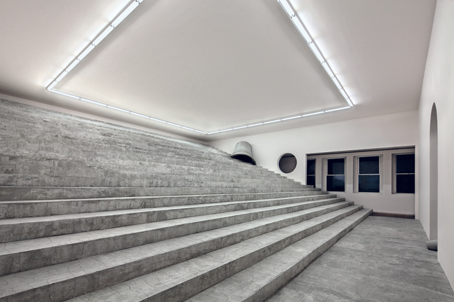 adri&aacute;n villar rojas