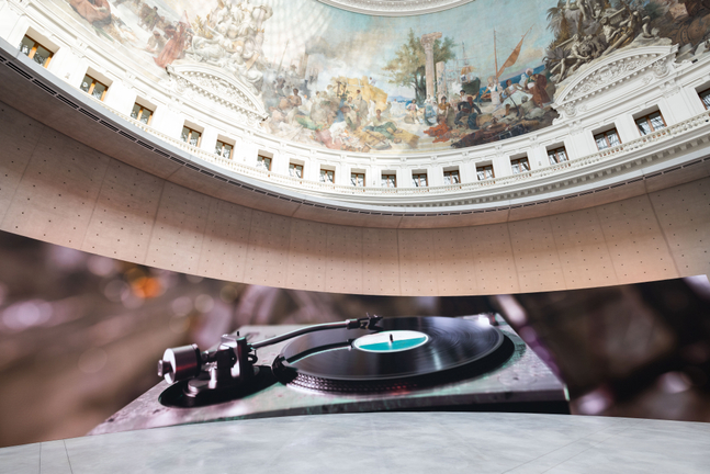 vista de instalaci&amp;oacute;n anri sala: time no longer, bourse de commerce pinault collection, par&amp;iacute;s, 2022. foto: andrea rossetti


&amp;nbsp;

