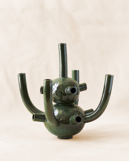 Alien,&amp;nbsp;2024

Glazed Stoneware

15&amp;rdquo;h x 12&amp;rdquo;d x 12&amp;rdquo;w

&amp;nbsp;

&amp;nbsp;