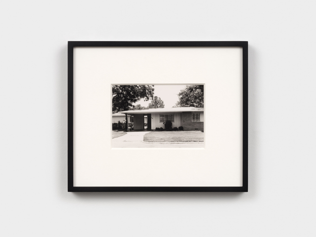 Ralph Lemon

Untitled (Medgar Evers&amp;#39; House, Jackson, Mississippi), 2001

gelatin silver print

5 x 7 in. (12.7 x 17.8 cm)

frame: 10 1/4 x 12 1/4 x 1 1/4 in. (26 x 31.1 x 3.2 cm)