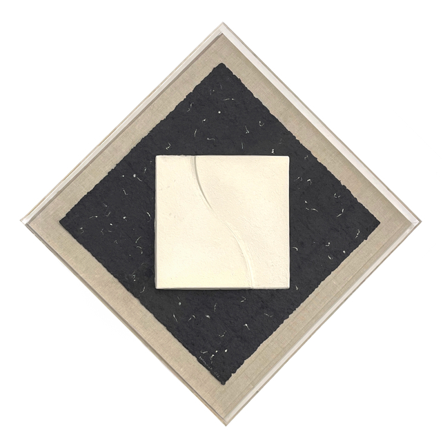 Amalie Rothschild&amp;nbsp;
Duo W, 1982
Cast handmade paper
Paper: 29.5 x 29.5 x 1 in. (74.93 x 74.93 x 2.54 cm)
Plexiglas: 36 x 36 x 2.25 in. (91.44 x 91.4 x 2.25 cm)
ROT-1127-C