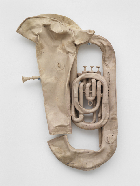 Prima mazurka cactus

2015

Cast bronze

86 x 52 x 8 cm / 33 7/8 x 20 1/2 x 3 1/8 in

&amp;copy; Valentin Carron