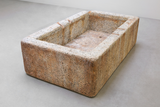 Bassin (rouille)

2017

Polystyrol, fiberglass, acrylic resin, acrylic paint

52 x 191 x 111 cm / 20 1/2 x 75 1/4 x 43 3/4 in

&amp;copy; Valentin Carron