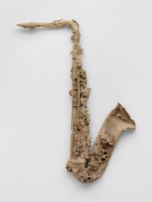 Titus, tuscany anyhow

2013

Cast bronze

80 x 51 x 5 cm / 31 1/2 x 20 1/8 x 2 in

&amp;copy; Valentin Carron