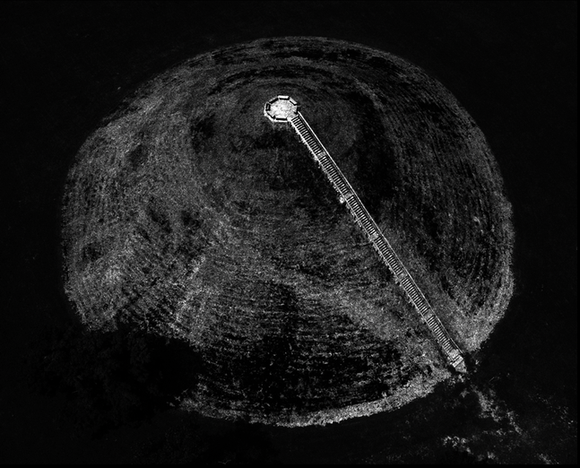 Saturday, April 25, 10am
AIPAD VIP Member Reception at Penumbra Foundation
Penumbra Foundation, 36 East 30 Street, New York, NY,&amp;nbsp;10016

&amp;nbsp;

Penumbra Foundation welcomes AIPAD VIP guests to a private tour of the foundation and its current exhibitions:&amp;nbsp;a question of matter, a solo exhibition by Morgan Post in our Exhibition Space, and the display of photobooks in our Project Space/Reading Room, showcasing the editorial projects of two young and innovative publishers from Argentina: SED editorial and Asunci&amp;oacute;n Casa Editora. During the tour, guests&amp;nbsp;will learn about Penumbra&amp;rsquo;s facilities and Public Programs, including its artist residencies and publications, and be treated to special viewings of selected rare titles from the Taubman Library Collection.

&amp;nbsp;

RSVP:&amp;nbsp;rsvp@penumbrafoundation.org

&amp;nbsp;

Event capacity: 25

&amp;nbsp;

Image: &amp;copy; Morgan Post / Penumbra Foundation