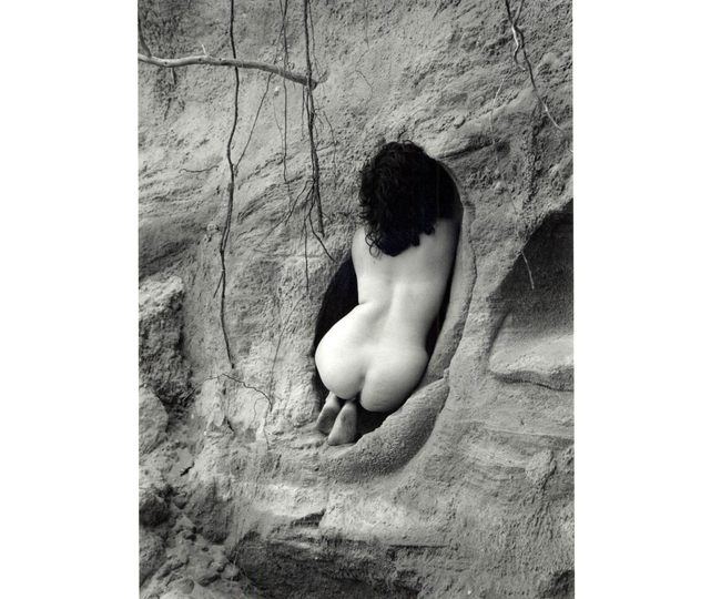 Debranne Cingari, The Power of the Feminine Form, 2001