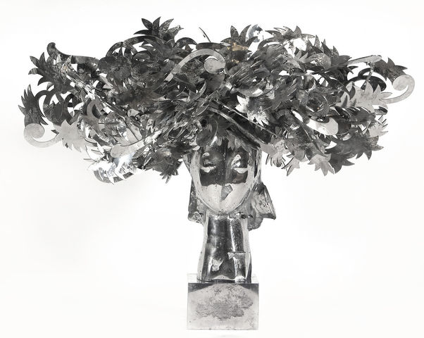 Manolo Valdés, Ada Cabeza con Flores Plateadas, 2010