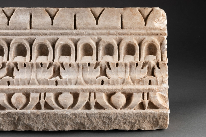 Roman cornice fragment, 1st-2nd century AD