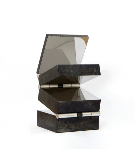 Ron Arad, Box in 4 movements , 1994-8
