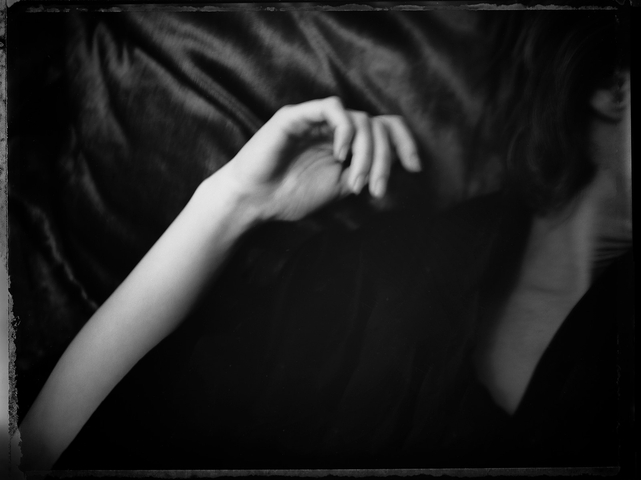 Shin Sugino, Marjut's hand, 1996