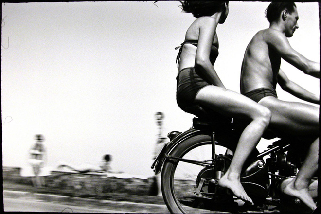 Gabor Szilasi, Au lac Balaton, Hongrie [At Lake Balaton, Hungary], 1954