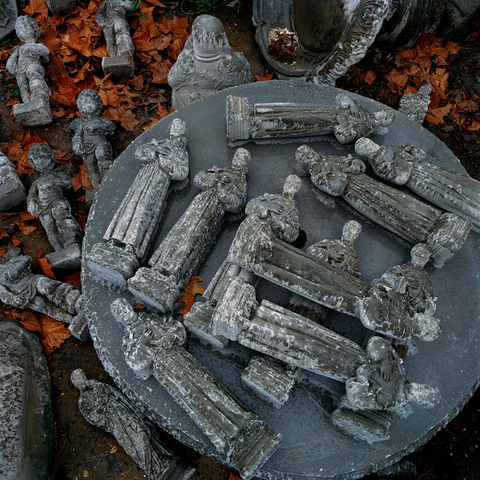 Phil Bergerson, Untitled, Baton Rouge, Louisiana [lying wise men], 2006